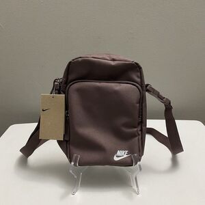 Nike Heritage Shoulder Crossbody Bag Plum DB0456-291 NWT